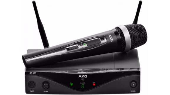 AKG WMS420 Vocal Set D5 Testbericht: Funkstrecke für Vocals