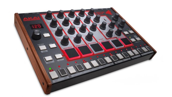 Akai Rhythm Wolf Testbericht: Analoge Drum Machine