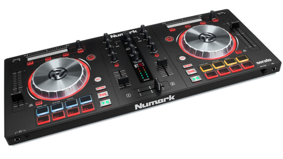 Numark Mixtrack Pro 3 Testbericht: (Serato) DJ Controller