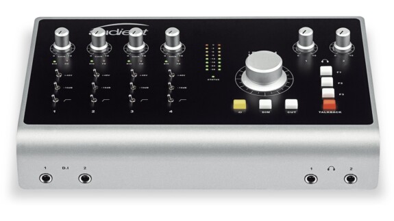 Audient ID44: Fortgeschrittenes Desktop Audio Interface mit 20 Inputs & 24 Outputs