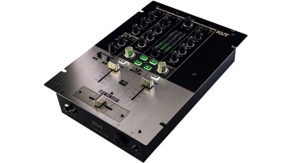 Reloop KUT: Battle Mixer mit Innofader, 7 Effekten und Audio Interface