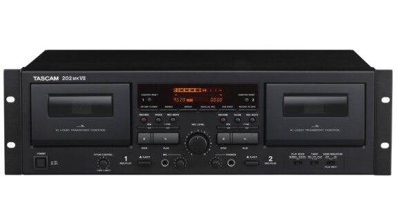 TASCAM 202mkVII: Dual-Kassettendeck mit USB Audio Interface zur Archivierung