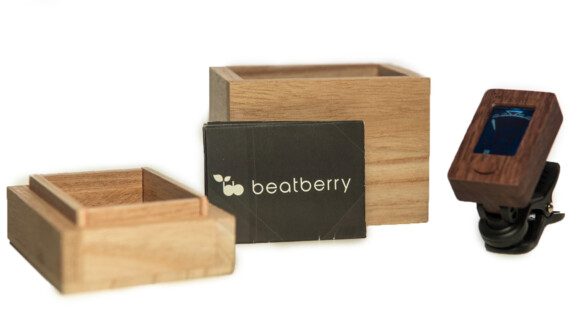 Beatberry Tuner Test: Clip-On Stimmgerät aus Holz