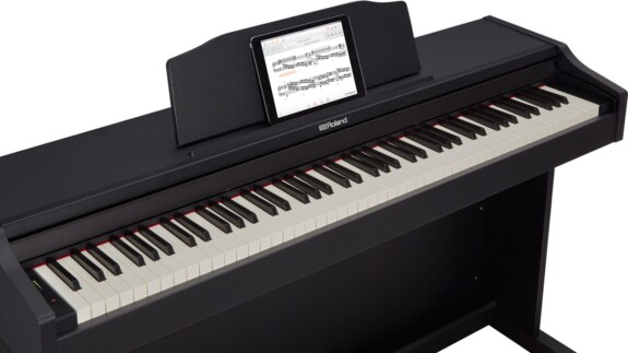 Roland RP102 Test: Gutes E-Piano für den Einstieg