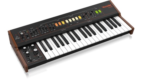 Behringer VOCODER VC340: Analoger Vocoder mit 37 Tasten & BBD-Chorus