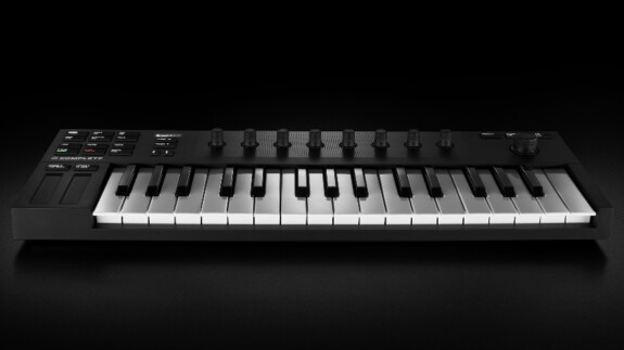 Native Instruments KOMPLETE KONTROL M32: Brandneues Micro Keyboard