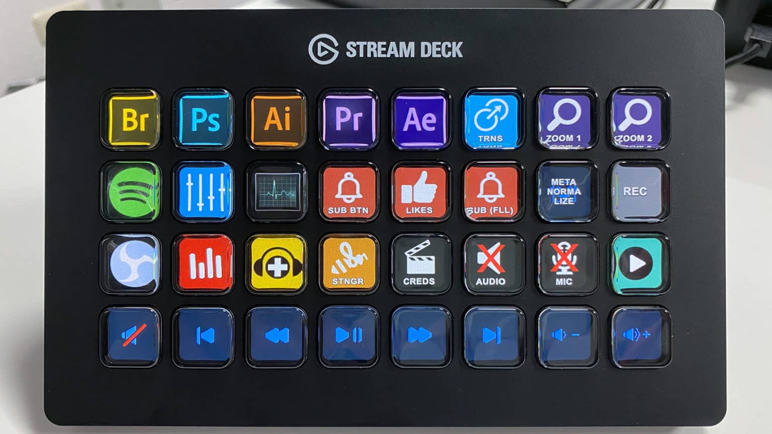 Stream Deck XL Test Personalisierbarer USBController ⋆ delamar.de