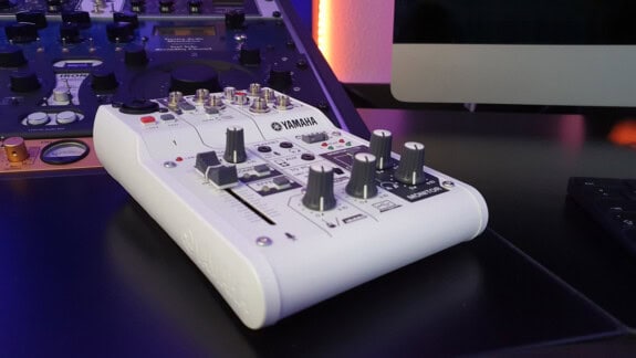 Yamaha AG03: Mobiles Tonstudio im Gewand eines Mixers