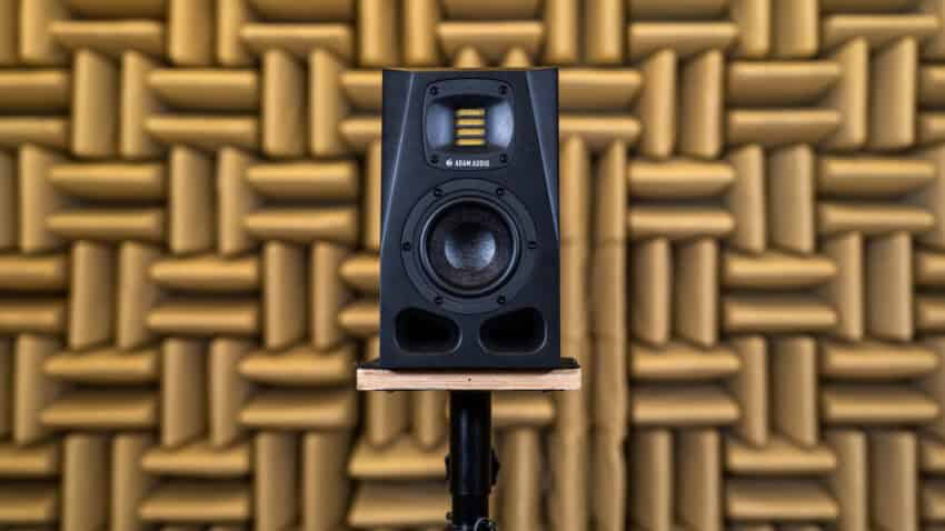 Adam Audio A4V Test