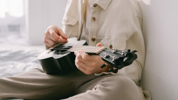 Ukulele lernen: In 20 Minuten Ukulele spielen lernen