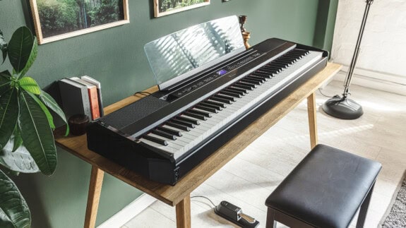 Yamaha P-525: Portables Digitalpiano der Spitzenklasse