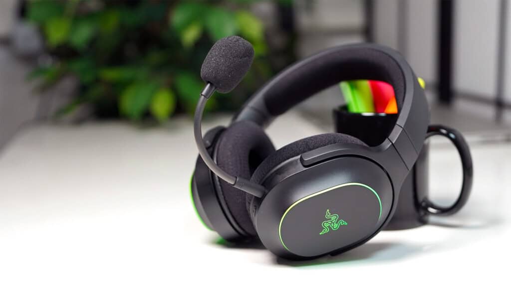 Razer Barracuda X Chroma Test