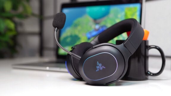 Razer Barracuda X Chroma Test: Gaming Headset auch für den Alltag?